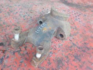 504105540 IVECO Кронштейн реактивной тяги