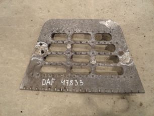 0962643 DAF Накладка подножки, № XF47833