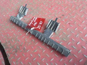 81626510055 MAN Направляющая стекла, № XF251764