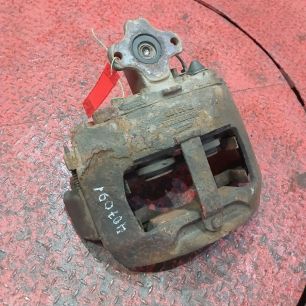 20424071 VOLVO Суппорт передний правый, № XF407091
