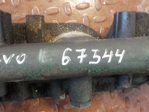 20497528 VOLVO Кронштейн масляного фильтра, № XF67344