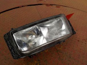 5010379320 RENAULT Фара правая, № XF214626
