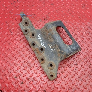 5010532514 RENAULT Кронштейн двигателя