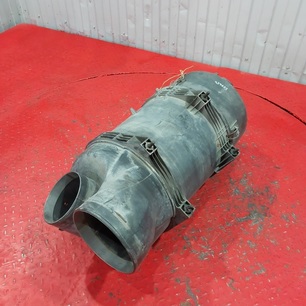0180949902 MERCEDES Корпус воздушного фильтра, № XF484622