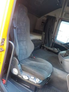 9439106601 MERCEDES Сиденье правое, № XF248530