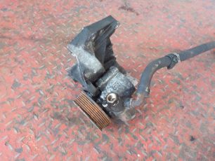 504134868 IVECO Насос ГУР, № XF99180