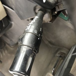 5010589561 RENAULT Переключатель подрулевой указателя поворота, № XF267017