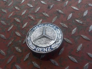 6738100018 MERCEDES Эмблема, № XF149057