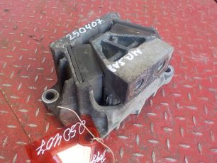 9412416713 MERCEDES Подушка двигателя, № XF250407