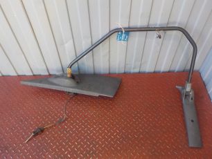 5001850154 RENAULT Кронштейн зеркала, № XF141068