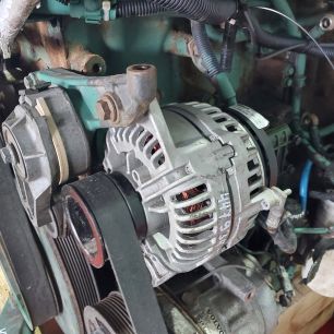 20741686 VOLVO Генератор, № XF447934