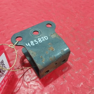 9303103763 MERCEDES Кронштейн поперечины, № XF483820