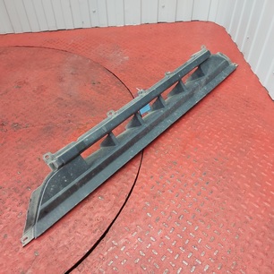 5801562137 IVECO Юбка бампера, № XF465928