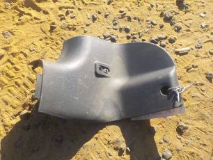 500324554 IVECO Накладка стойки