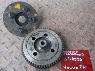 1677845 VOLVO Шестерня паразитная, № XF144992