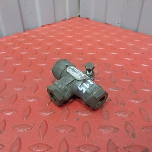 0054296544 MERCEDES Клапан ускорительный, № XF467815