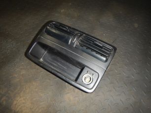 9438300354 MERCEDES Дефлектор воздушный, № XF453260
