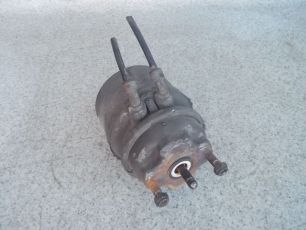 5001848402 RENAULT Энергоаккумулятор, № XF27265