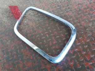 9438260359 MERCEDES Рамка фары правая, № XF225300