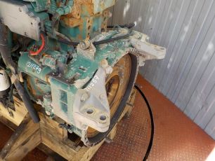 20513368 VOLVO Кожух маховика, № XF211250