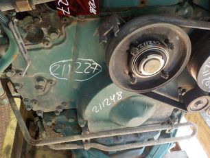 3165064 VOLVO Крышка двигателя, № XF211248