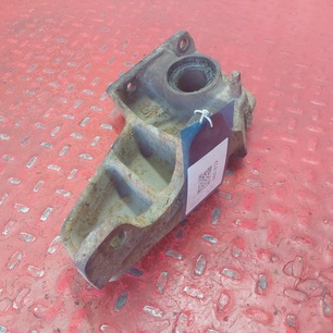 5600433446 RENAULT Кронштейн энергоаккумулятора