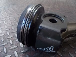20727440 VOLVO Поршень, № XF29592