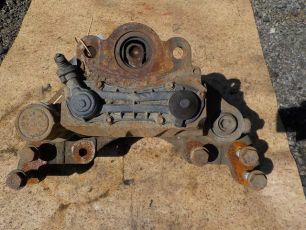 0024201583 MERCEDES Суппорт правый, № XF58484