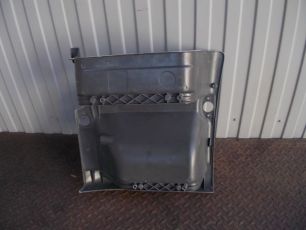 5010225722M MARSHALL Корпус подножки нижний правый