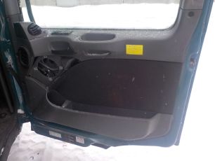 0007200908 MERCEDES Обшивка двери, № XF92118