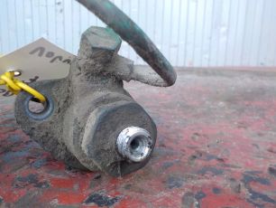 21079032 VOLVO Форсунка топливная