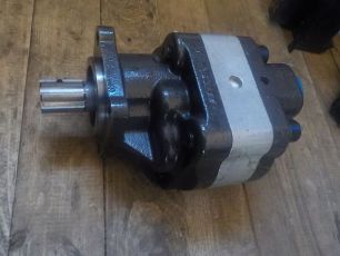 N4182 AMP Насос гидравлический
