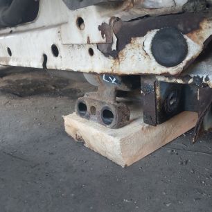 1436209 DAF Кронштейн торсиона левый