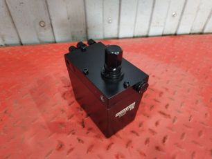M4716003 MARSHALL Насос подъема кабины
