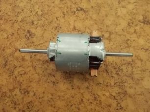 0130101616 BOSCH Моторчик печки