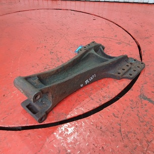 41225944 IVECO Кронштейн реактивной тяги