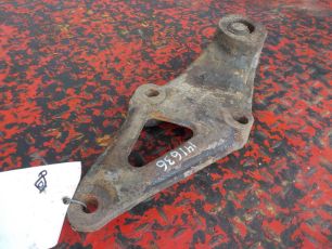 5010239228 RENAULT Кронштейн передней рессоры, № XF141636