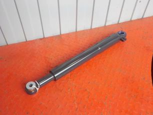 68504 AUGER Цилиндр подъёма кабины