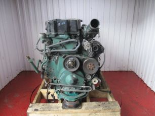 1639652 VOLVO Двигатель, D12D