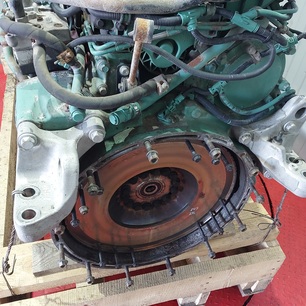 21207126 VOLVO Кожух маховика, № XF462551