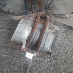 20974347 VOLVO Кронштейн глушителя, № XF423890