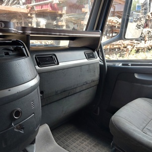 3175569 VOLVO Накладка торпедо, № XF462056