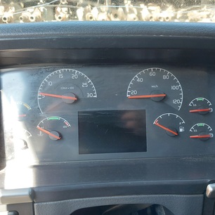 20577363 VOLVO Панель приборов, № XF462062