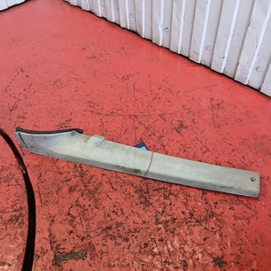 98405947 IVECO Накладка стойки