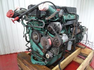 VOLVO Двигатель, D12C