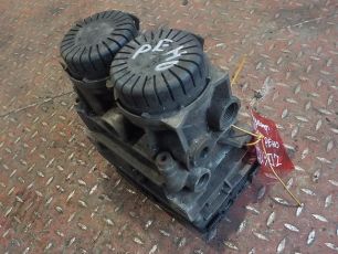 7421122035 RENAULT Модулятор EBS, № XF181302