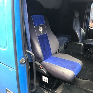 3981160 VOLVO Сиденье правое, № XF261337