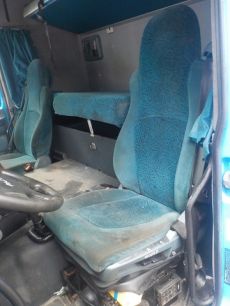 DAF Сиденье левое, № XF103649