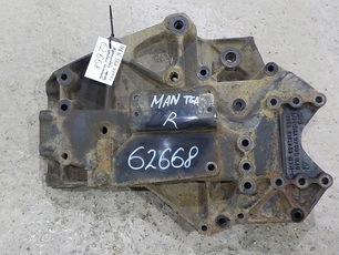 81413130008 MAN Кронштейн усилителя бампера правый, № XF62668