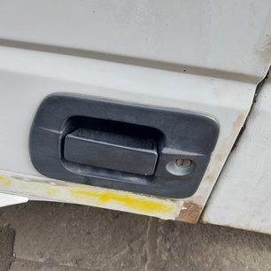 504052936 IVECO Ручка двери наружная левая